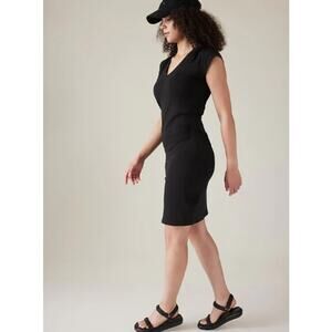 Athleta S black Effortless Tee Dress everyday classic comfort casual shirt curvy